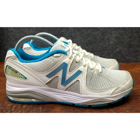 New Balance 1540v2 Running Shoes Womens 8 White Blue Mesh Athletic - Picture 1 of 13